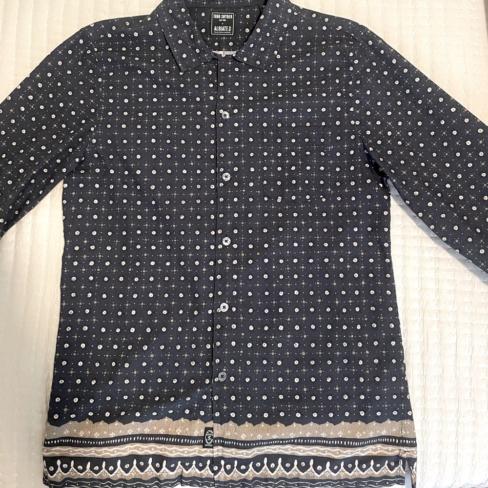 Todd Snyder Batik shirt. Albiate Italian fabric.